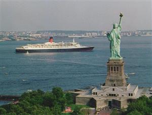 Queen Elisabeth 2 i New York